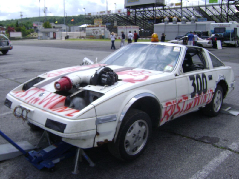 Illustration for article titled The 24 Hours Of LeMons New England 2009 Über Gallery, Part 2